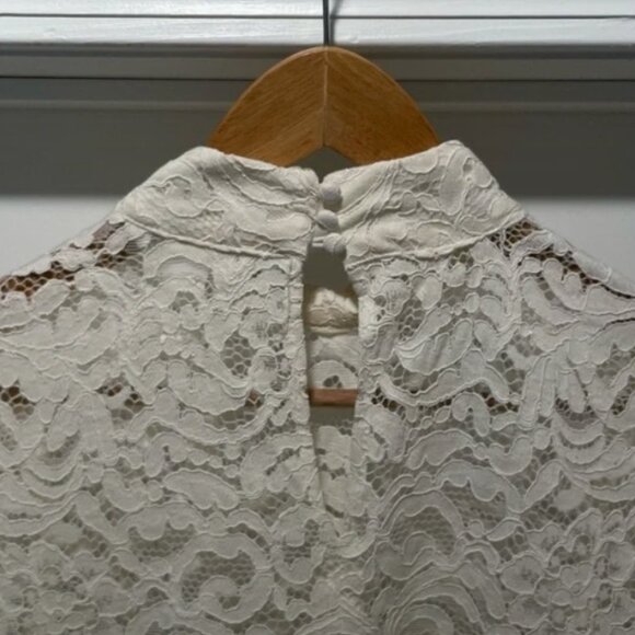 H&M ivory lace top, size XS - Picture 3 of 4